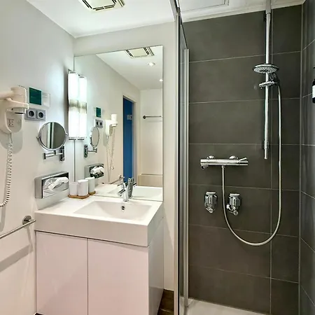 Elegantes Smart In Szene-viertel Düsseldorf